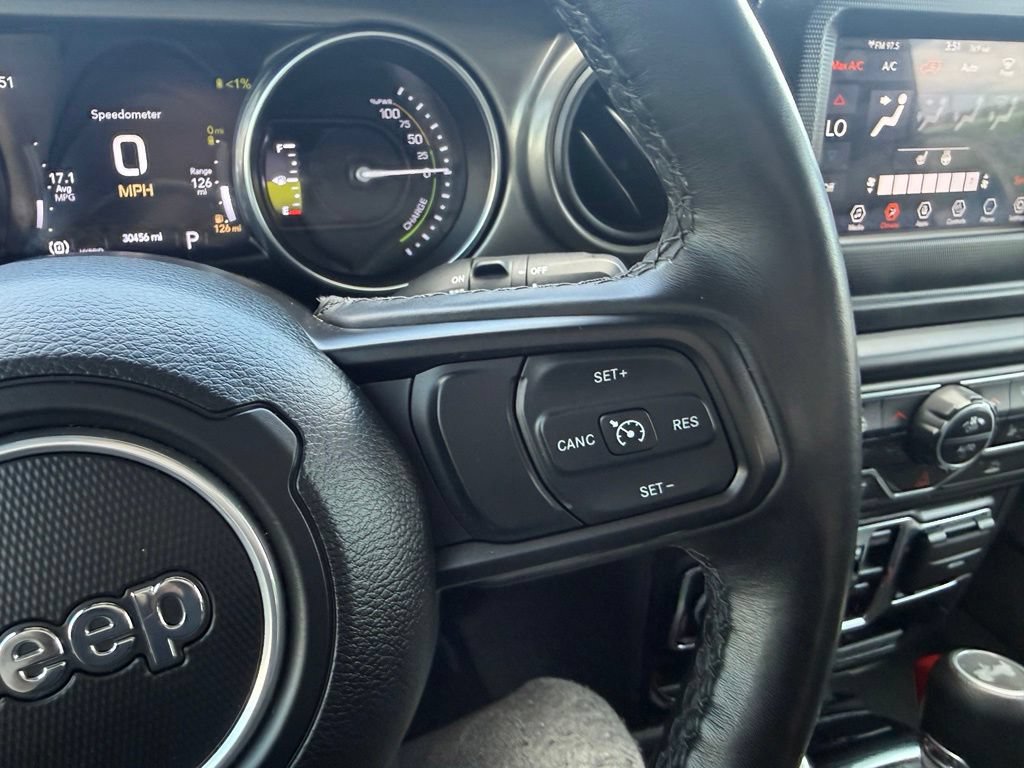 Used 2023 Jeep Wrangler Unlimited w/ Cold Weather Group AWD/4WD image 28