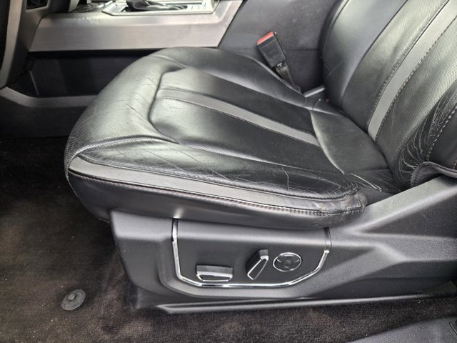 Certified 2018 Ford F150 Platinum w/ Equipment Group 701A Luxury image 20