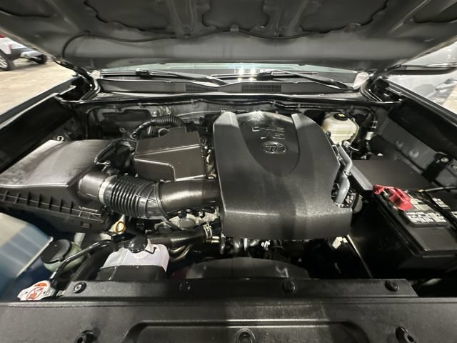 Used 2021 Toyota Tacoma TRD Off-Road w/ Blackout Package (TMS) AWD/4WD image 22