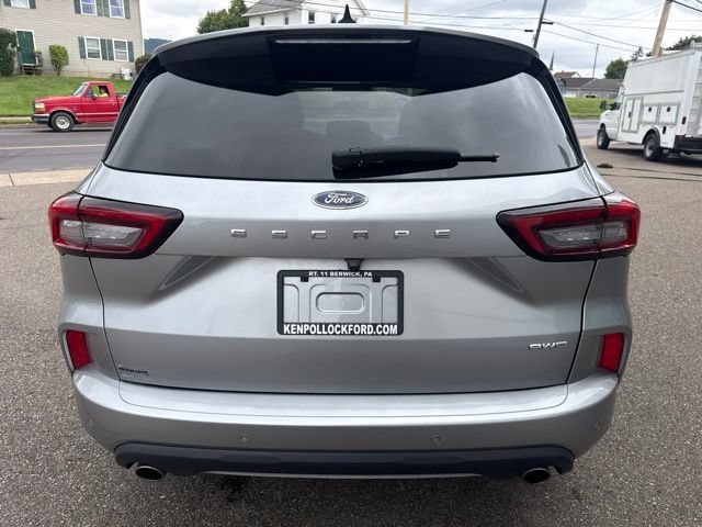 Certified 2023 Ford Escape ST-Line w/ Tech Pack #1 AWD/4WD image 7