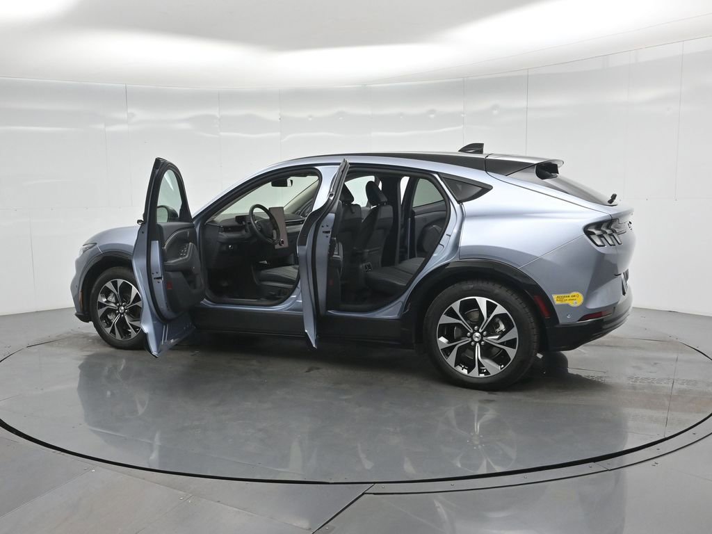 Certified 2022 Ford Mustang Mach-E Premium image 34