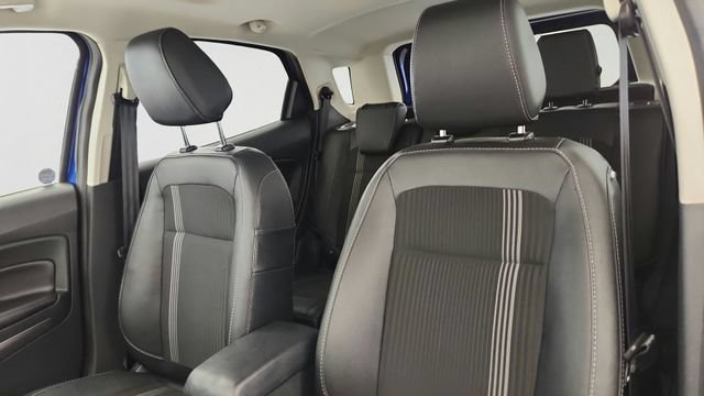 Certified 2022 Ford EcoSport SES w/ Interior Protection Package AWD/4WD image 9