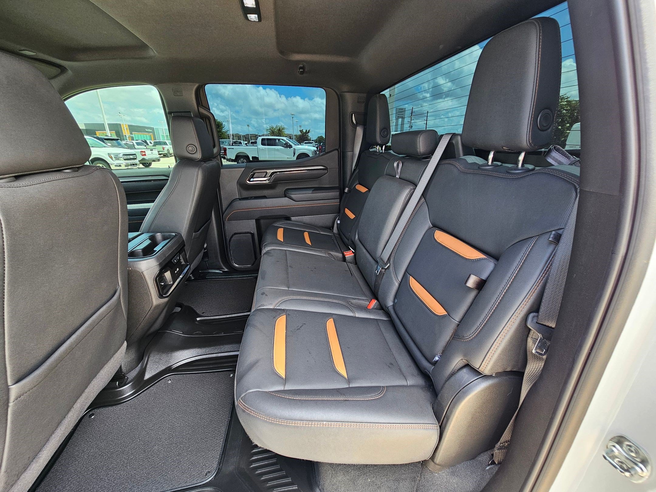 Used 2025 GMC Sierra 1500 AT4 AWD/4WD image 29