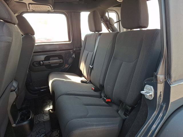 Used 2018 Jeep Wrangler Unlimited Sport w/ Connectivity Group AWD/4WD image 10