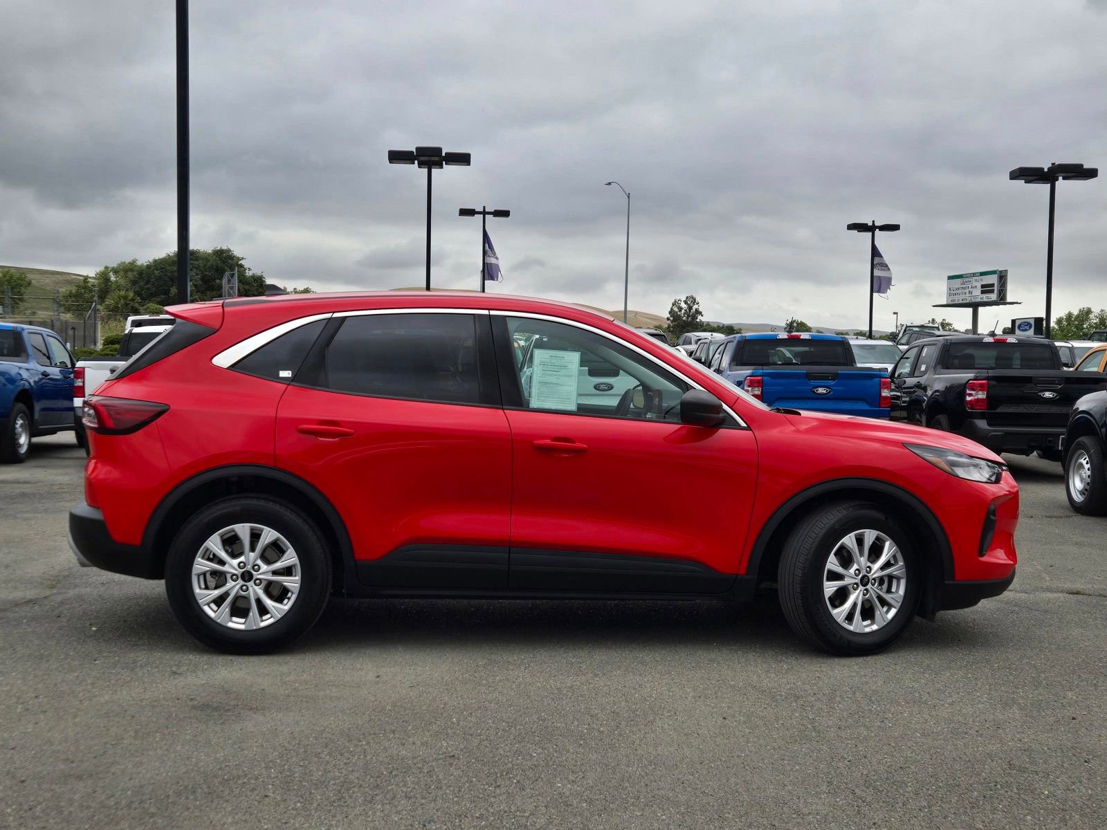 Certified 2024 Ford Escape Active FWD image 6