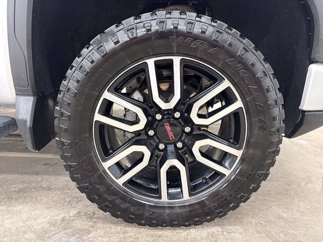 Used 2022 GMC Sierra 1500 AT4 AWD/4WD image 11