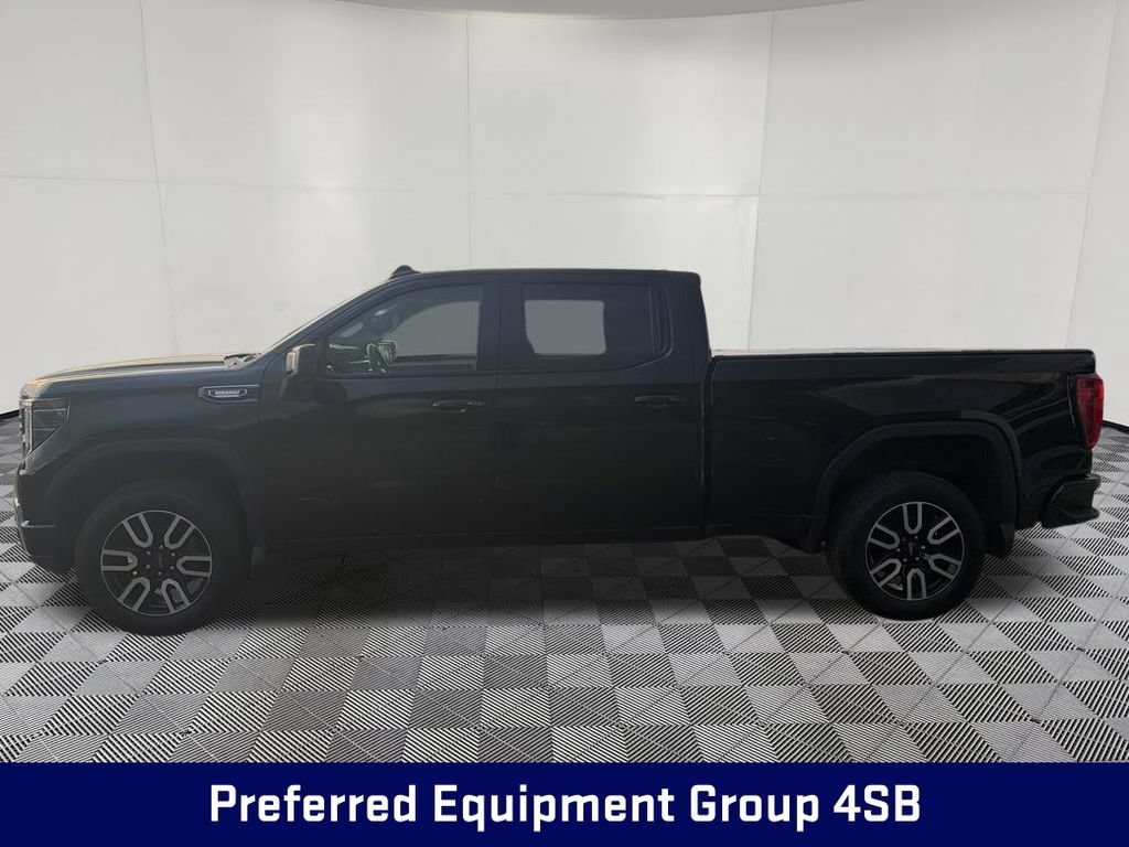 Used 2024 GMC Sierra 1500 AT4 w/ AT4 Preferred Package AWD/4WD image 3
