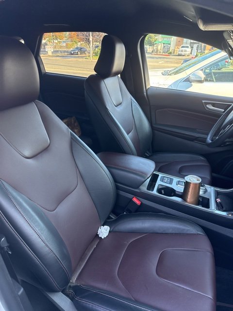 Certified 2022 Ford Edge Titanium w/ Equipment Group 301A image 5