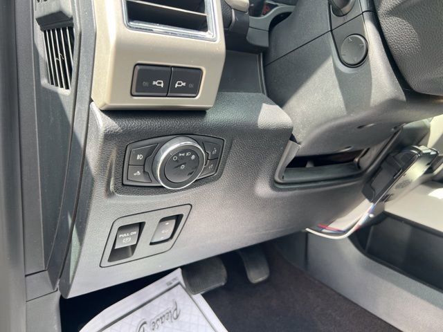 Certified 2019 Ford F150 Lariat w/ Equipment Group 502A Luxury AWD/4WD image 11