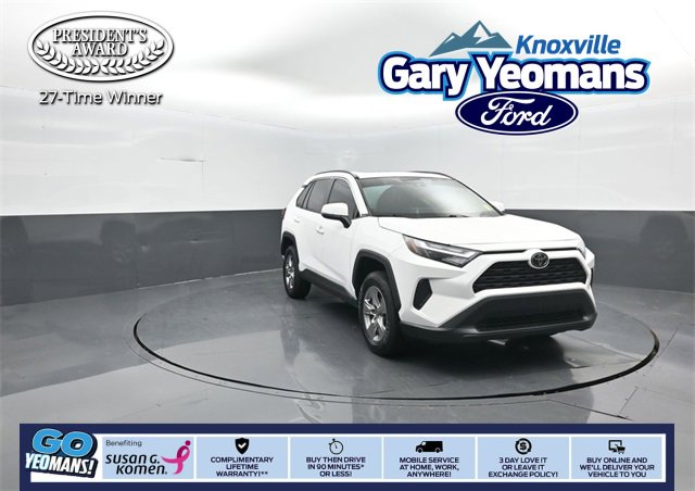 Used 2022 Toyota RAV4 XLE image 1