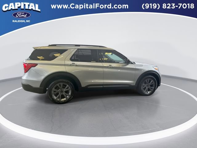 Certified 2022 Ford Explorer XLT w/ Equipment Group 202A image 7