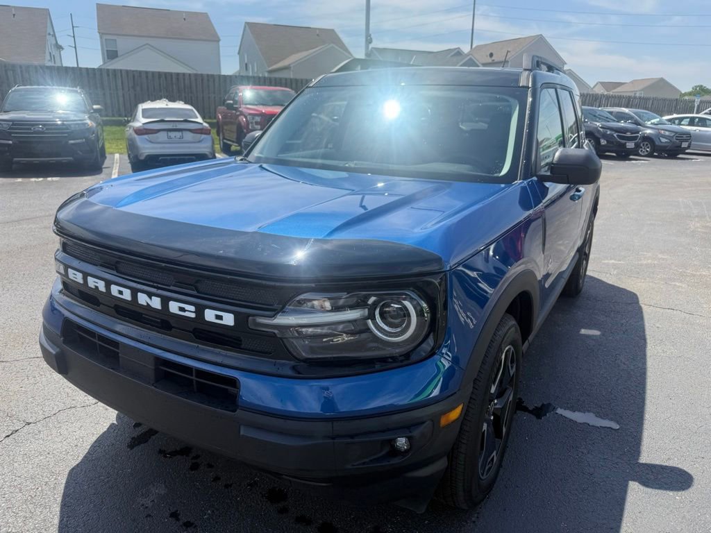 Certified 2024 Ford Bronco Sport Outer Banks w/ Tech Package AWD/4WD image 7