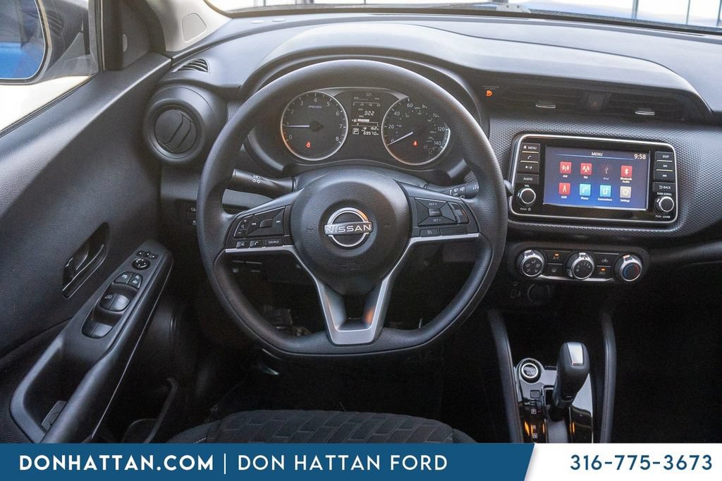 Used 2022 Nissan Kicks S FWD image 5