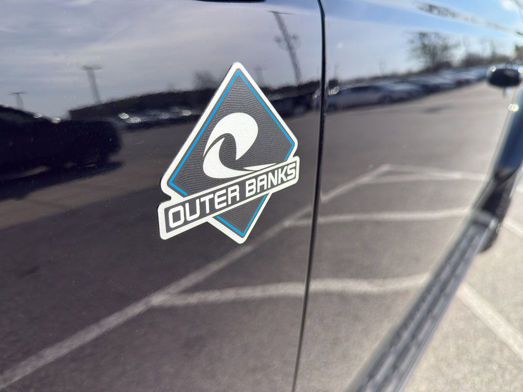 Certified 2024 Ford Bronco Outer Banks image 3