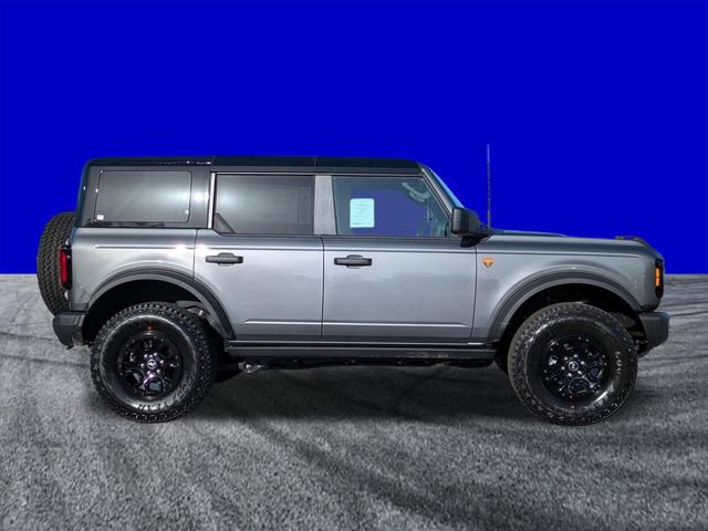 Certified 2026 Ford Bronco Badlands AWD/4WD image 3