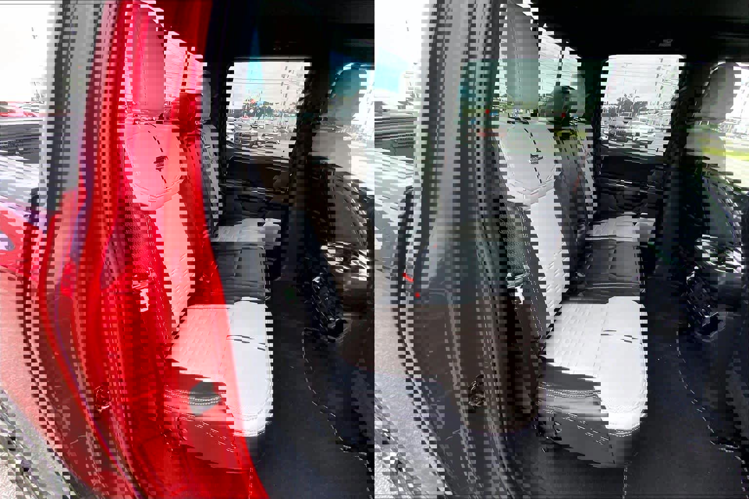 Certified 2025 Ford F150 Lightning Platinum image 19