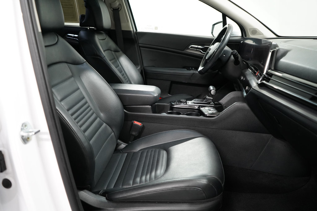 Used 2023 Kia Sportage SX FWD image 31