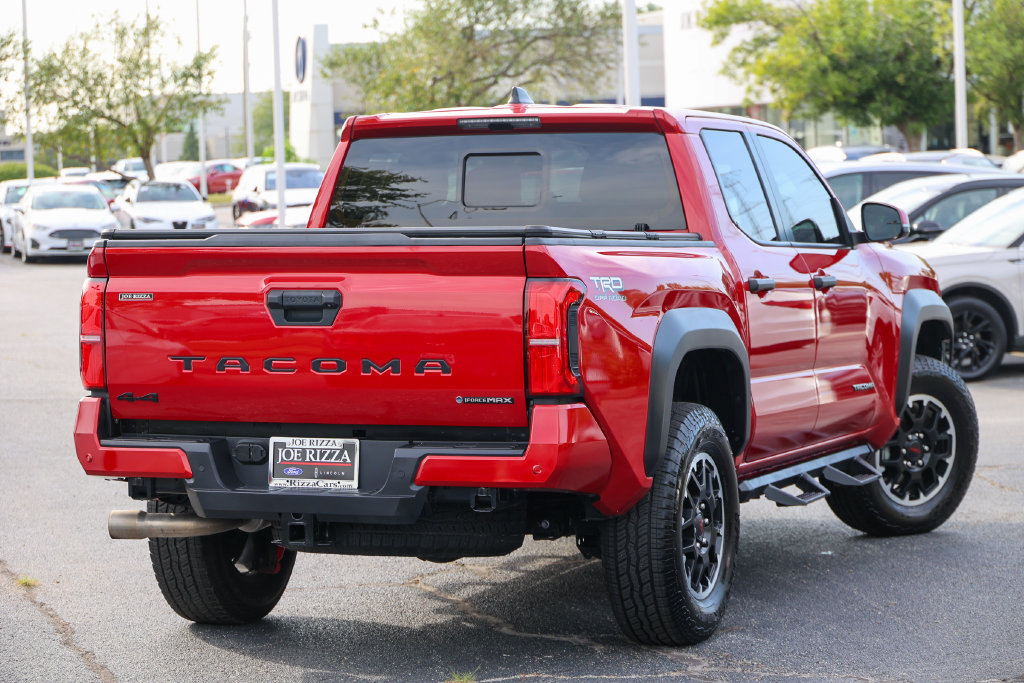 Used 2025 Toyota Tacoma TRD Off-Road w/ TRD Off Road Upgrade Package AWD/4WD image 3