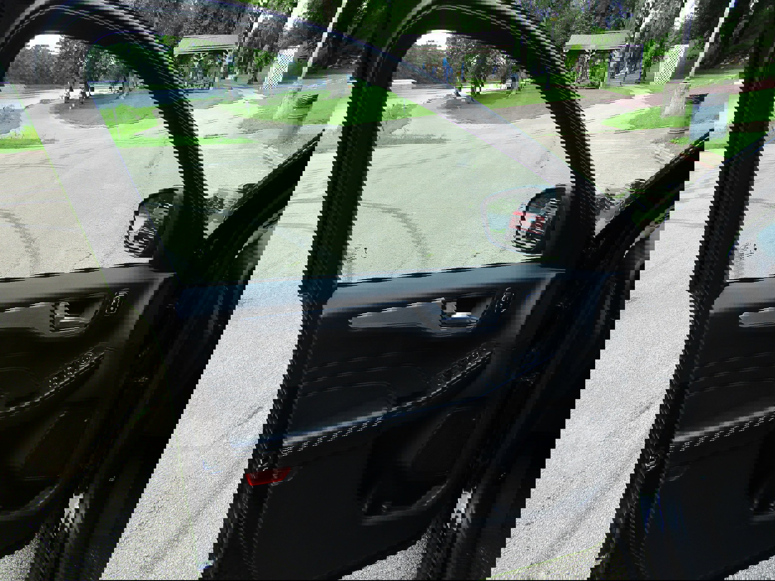 Certified 2023 Ford Escape Platinum image 13