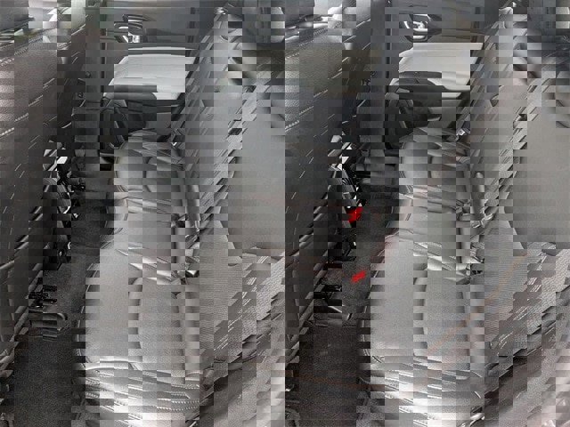 Used 2023 Jeep Compass Limited image 25