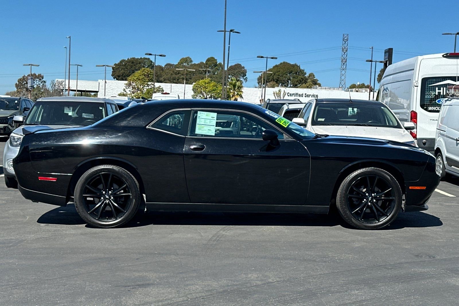 Used 2018 Dodge Challenger SXT w/ Blacktop Package image 6