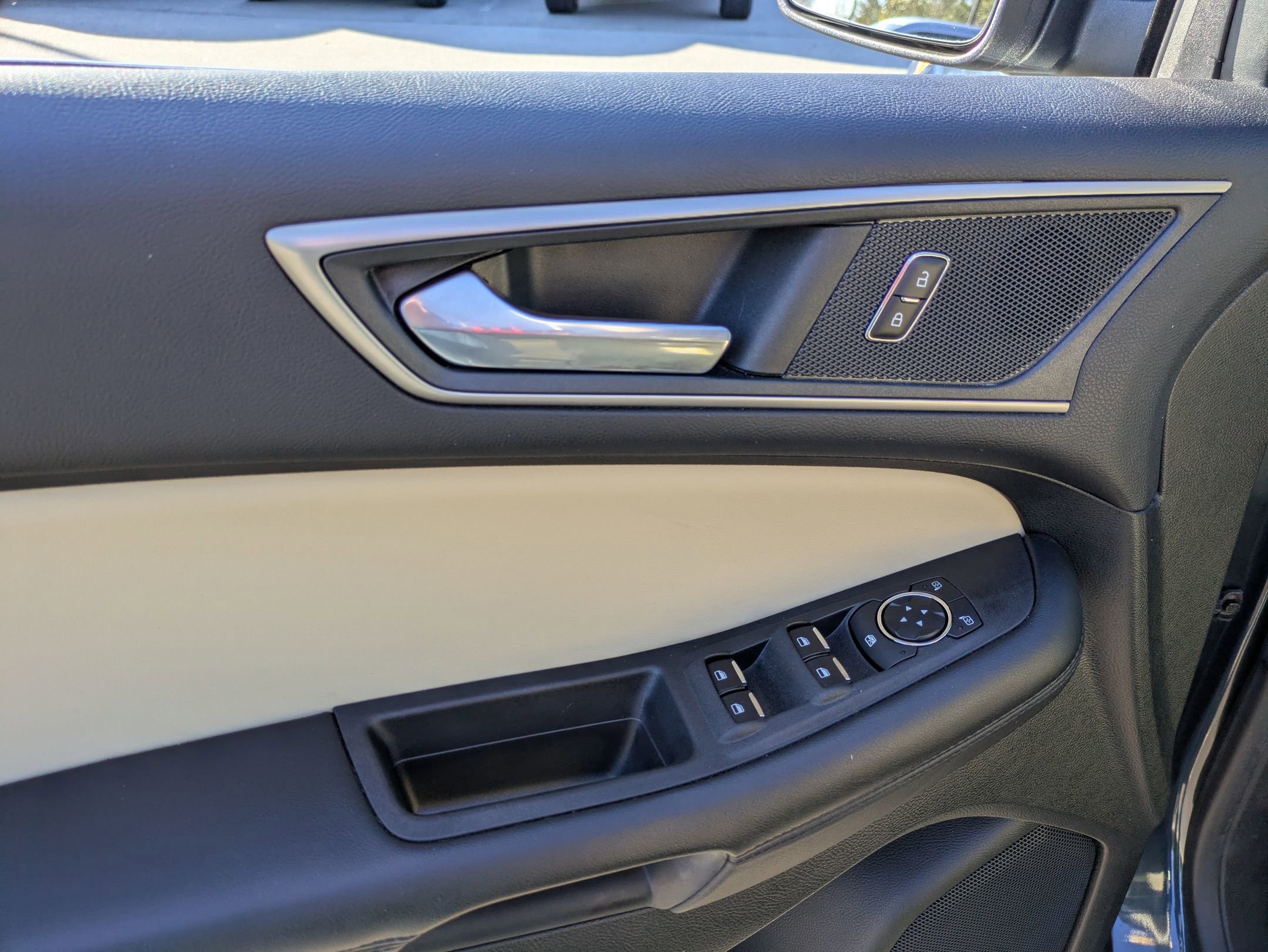 Certified 2022 Ford Edge SEL w/ Convenience Package image 16