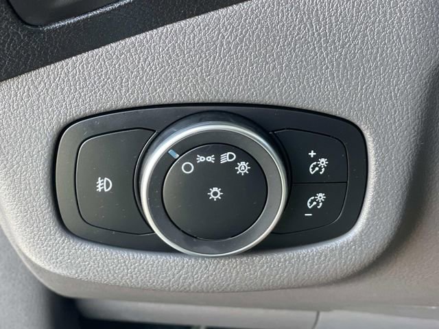 Certified 2022 Ford Transit Connect XLT FWD image 17