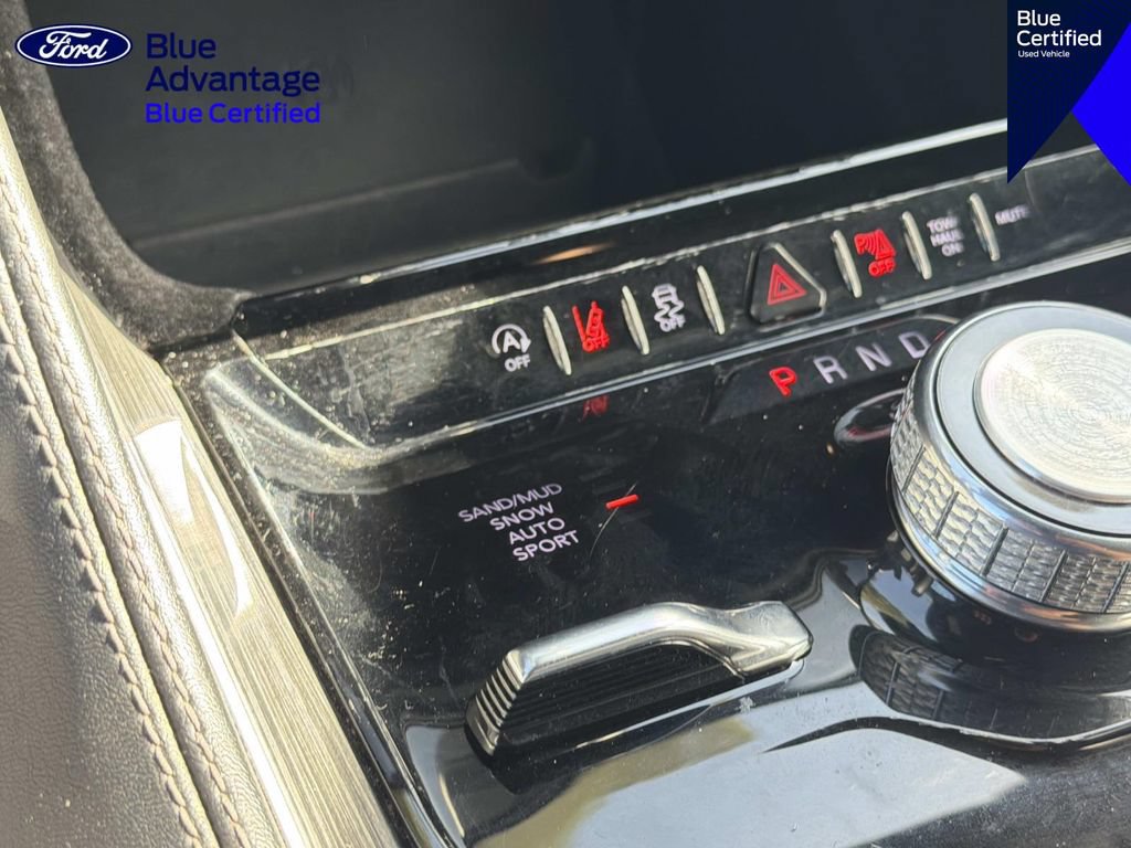 Used 2024 Jeep Wagoneer Series II w/ Flexible Seating Group AWD/4WD image 30