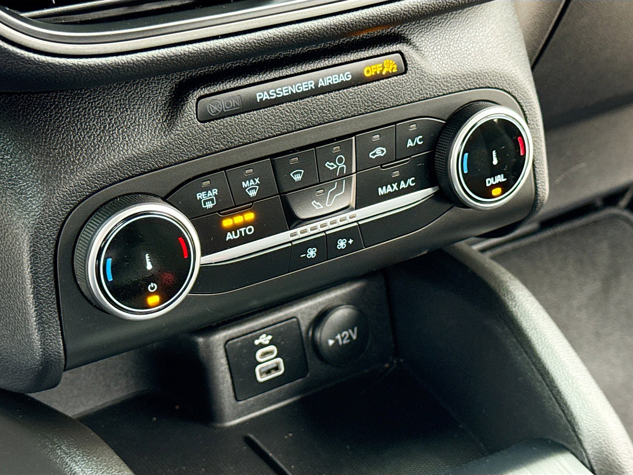 Certified 2025 Ford Escape Active image 11