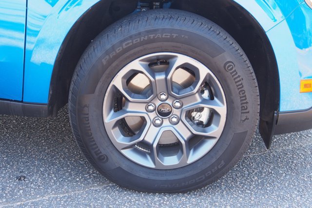 Certified 2025 Ford Maverick XLT w/ XLT Luxury Package FWD image 10