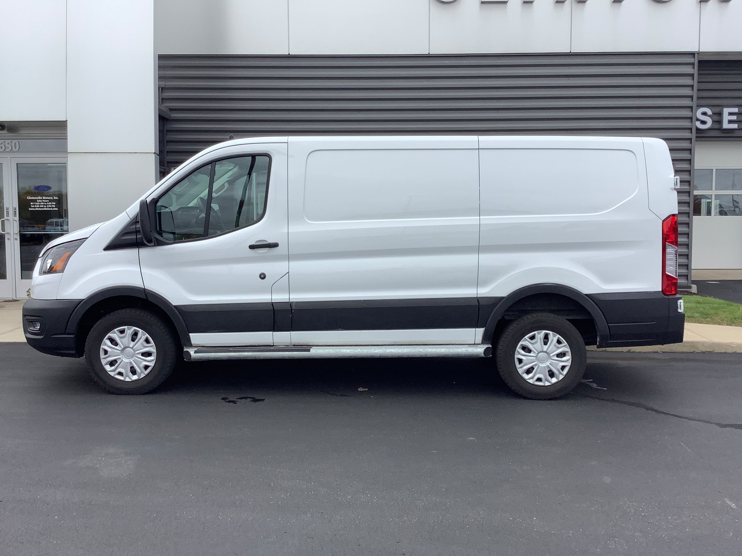 Certified 2024 Ford Transit 250 Low Roof w/ Exterior Upgrade Package RWD image 2