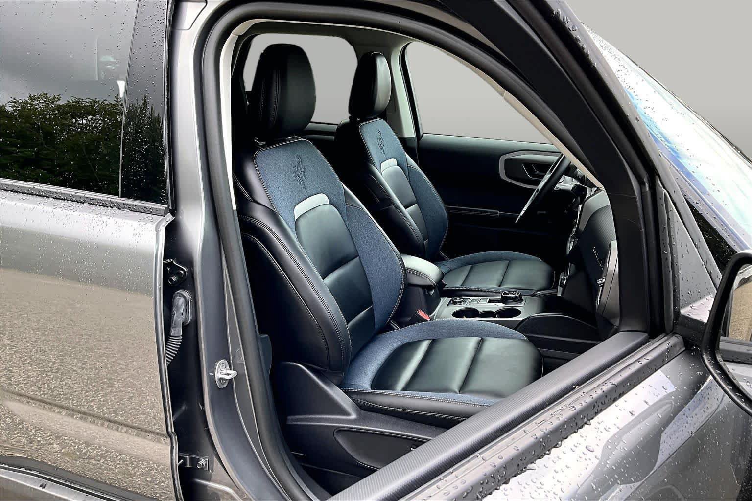 Certified 2025 Ford Bronco Sport Outer Banks w/ Outer Banks Tech Package+ AWD/4WD image 8