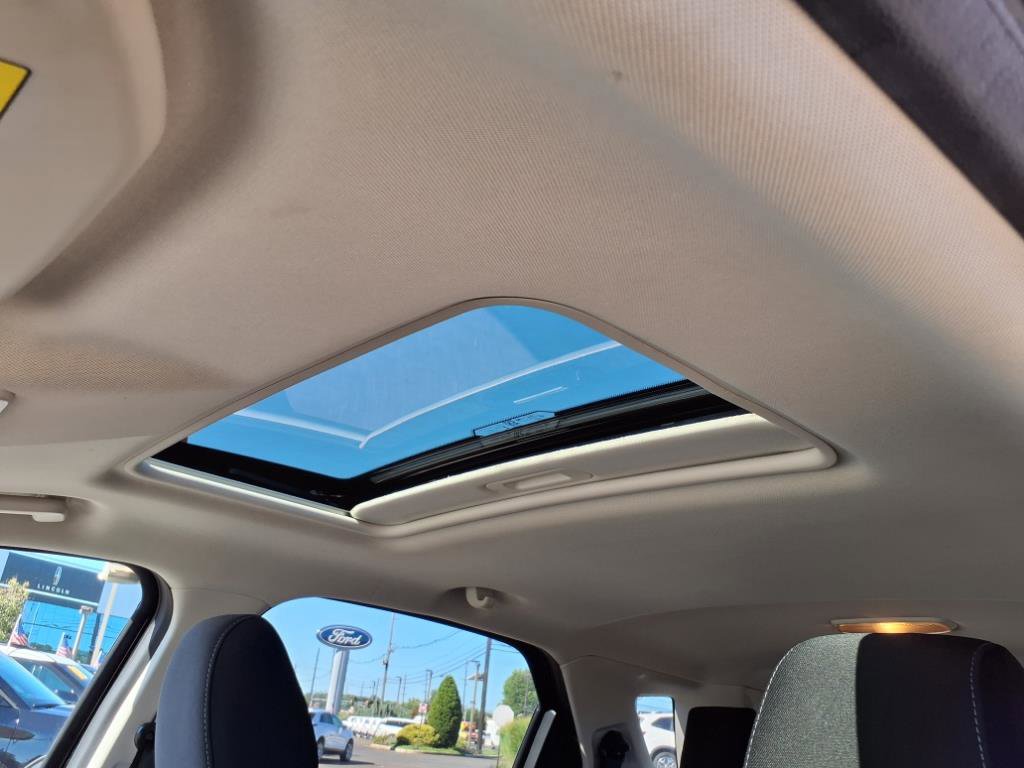 Certified 2022 Ford EcoSport SE w/ SE Convenience Package image 17