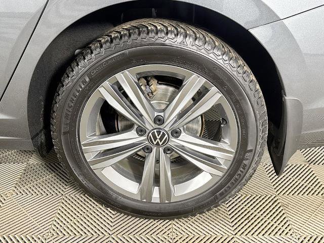 Used 2023 Volkswagen Jetta SE FWD image 31