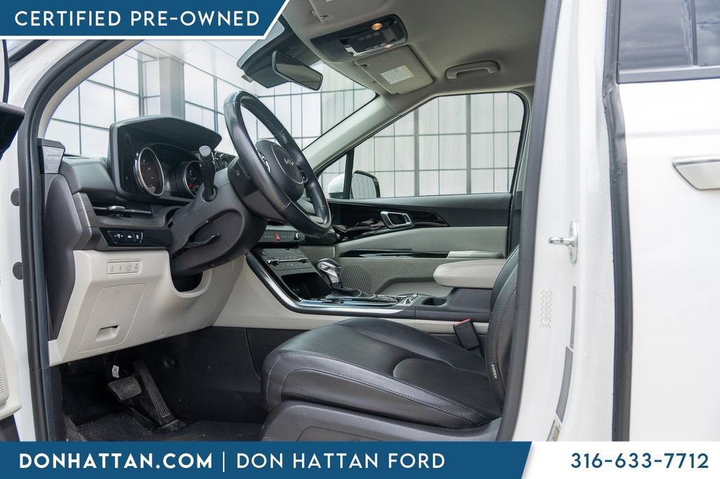 Used 2022 Kia Carnival SX FWD image 3