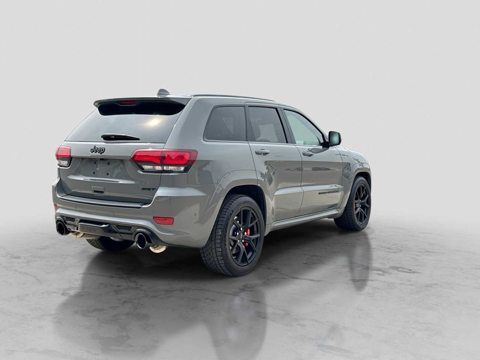 Used 2020 Jeep Grand Cherokee SRT w/ Trailer Tow Group IV AWD/4WD image 6