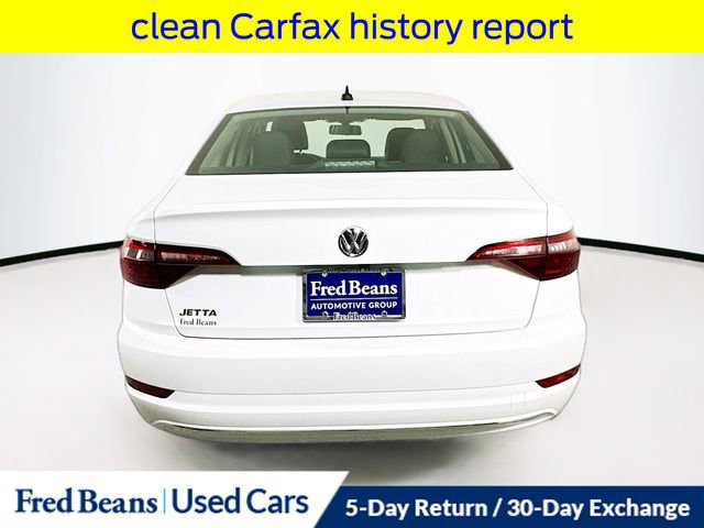 Used 2021 Volkswagen Jetta SE w/ SE Cold Weather Package image 4