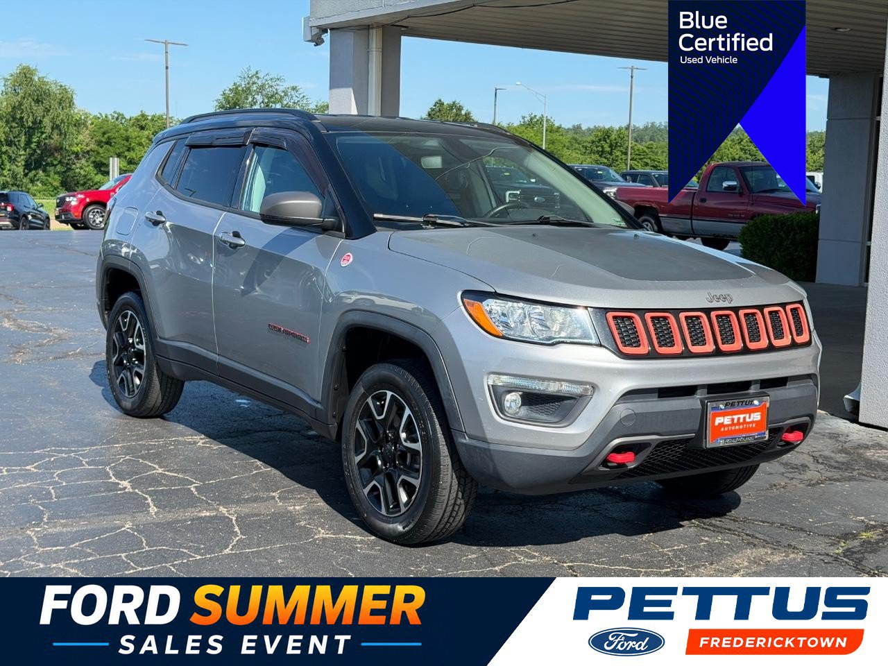 Used 2020 Jeep Compass Trailhawk AWD/4WD image 1