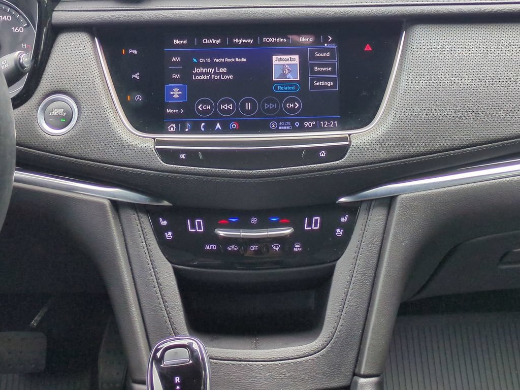 Used 2025 Cadillac XT5 Premium Luxury w/ Technology Package FWD image 21