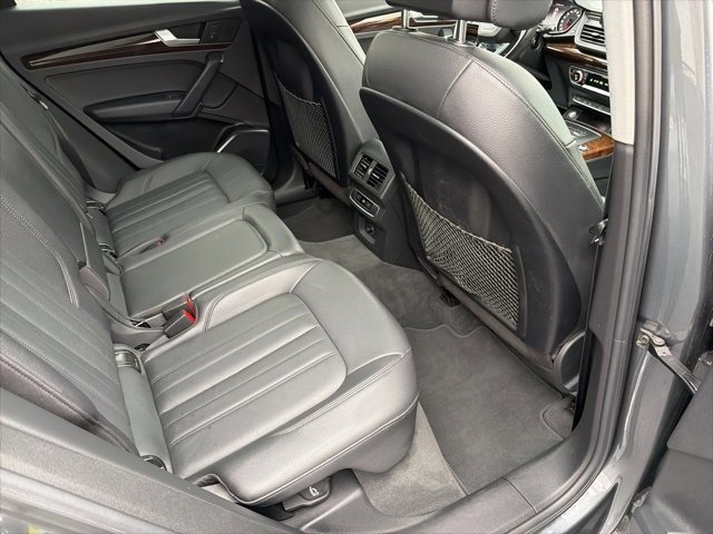 Used 2020 Audi Q5 2.0T Premium w/ Convenience Package image 31