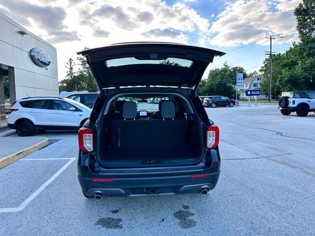 Certified 2023 Ford Explorer XLT w/ Equipment Group 202A AWD/4WD image 18