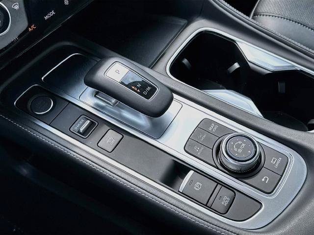 Used 2023 INFINITI QX60 Sensory w/ Vision Package AWD/4WD image 15