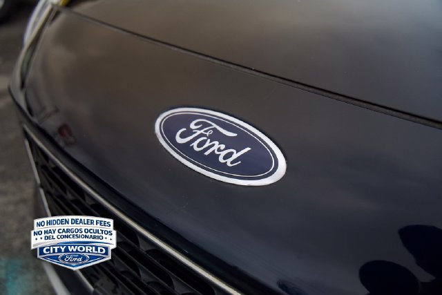 Certified 2021 Ford Escape SEL w/ Technology Package AWD/4WD image 9