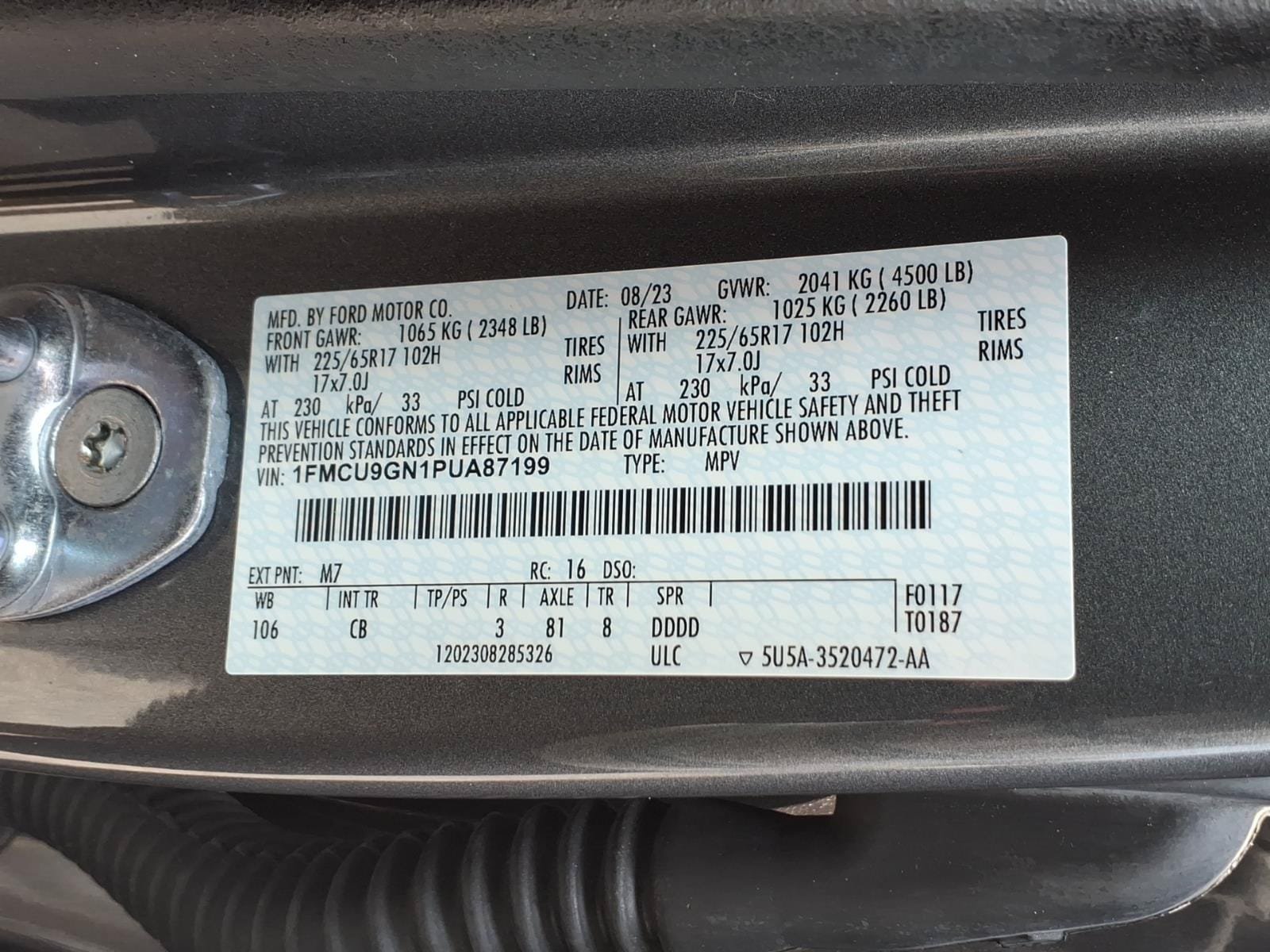 Certified 2023 Ford Escape Active AWD/4WD image 30