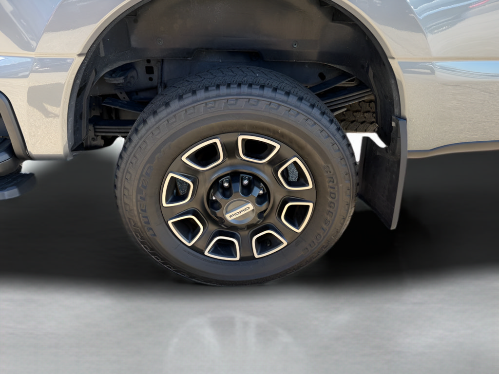 Certified 2024 Ford F350 Platinum AWD/4WD image 31