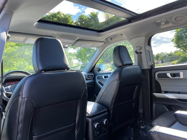 Certified 2023 Ford Explorer XLT w/ Equipment Group 202A AWD/4WD image 26