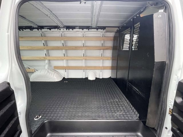 Used 2024 Chevrolet Express 2500 Work Van w/ Driver Convenience Package image 13
