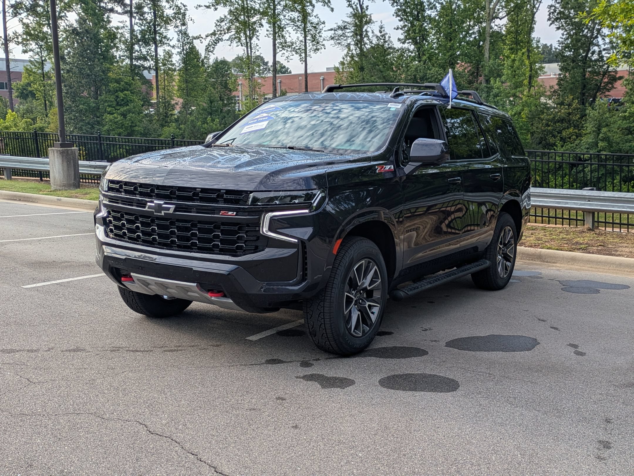 Used 2023 Chevrolet Tahoe Z71 AWD/4WD image 8
