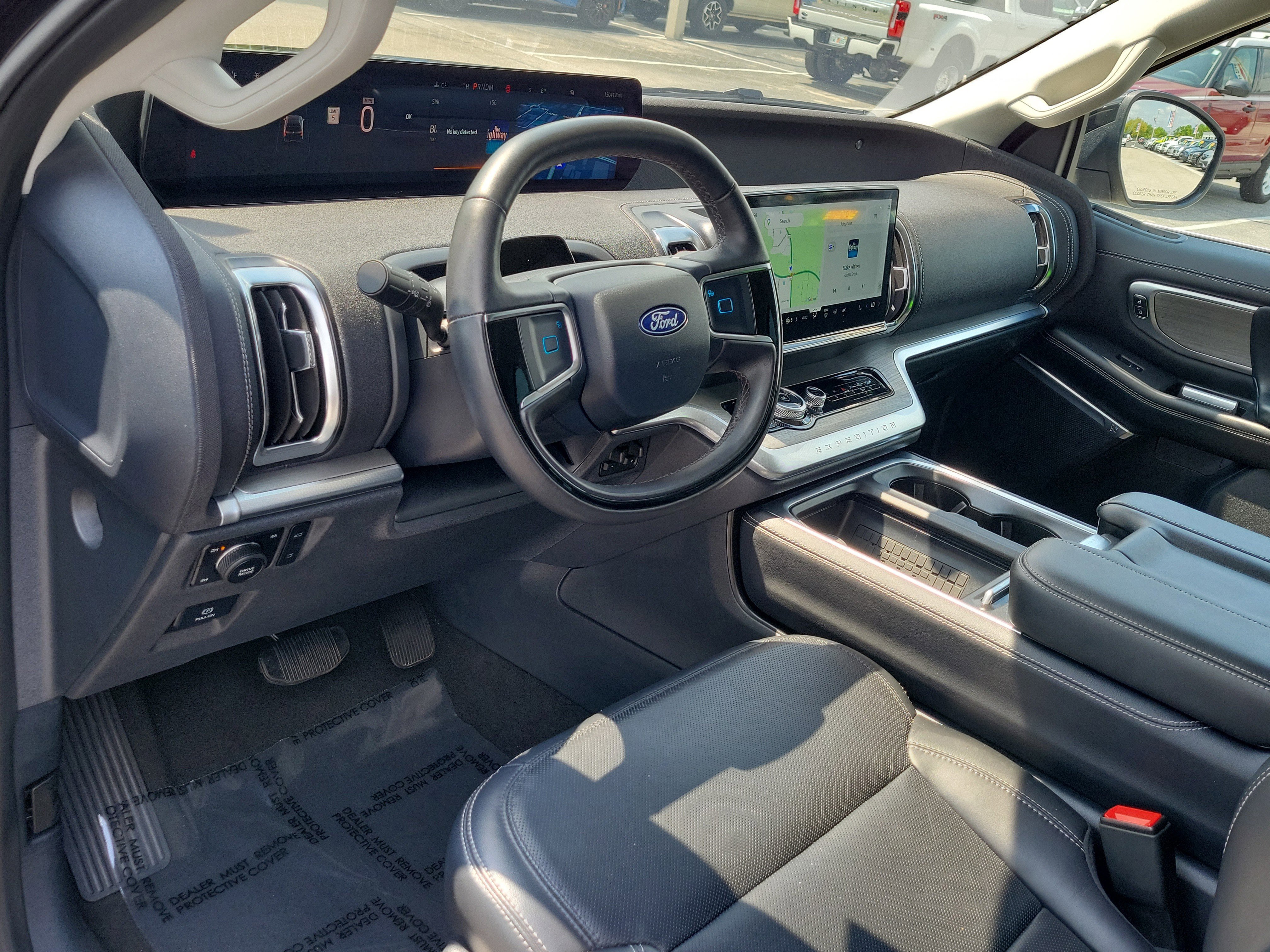 Certified 2025 Ford Expedition Platinum image 22