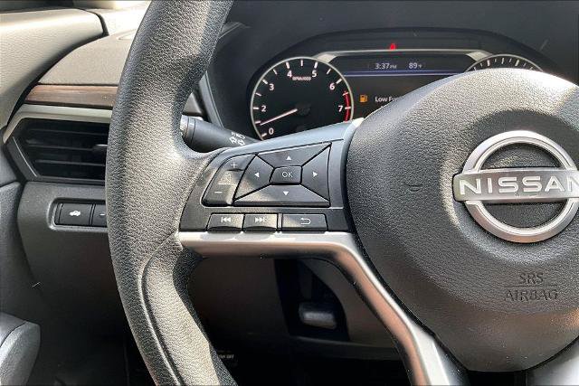 Used 2024 Nissan Altima 2.5 SV FWD image 17